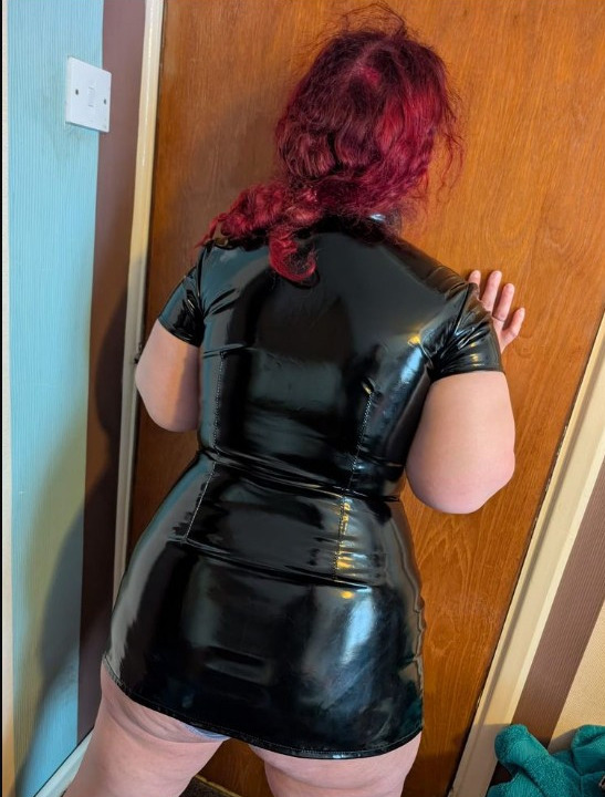 Dominantna milf